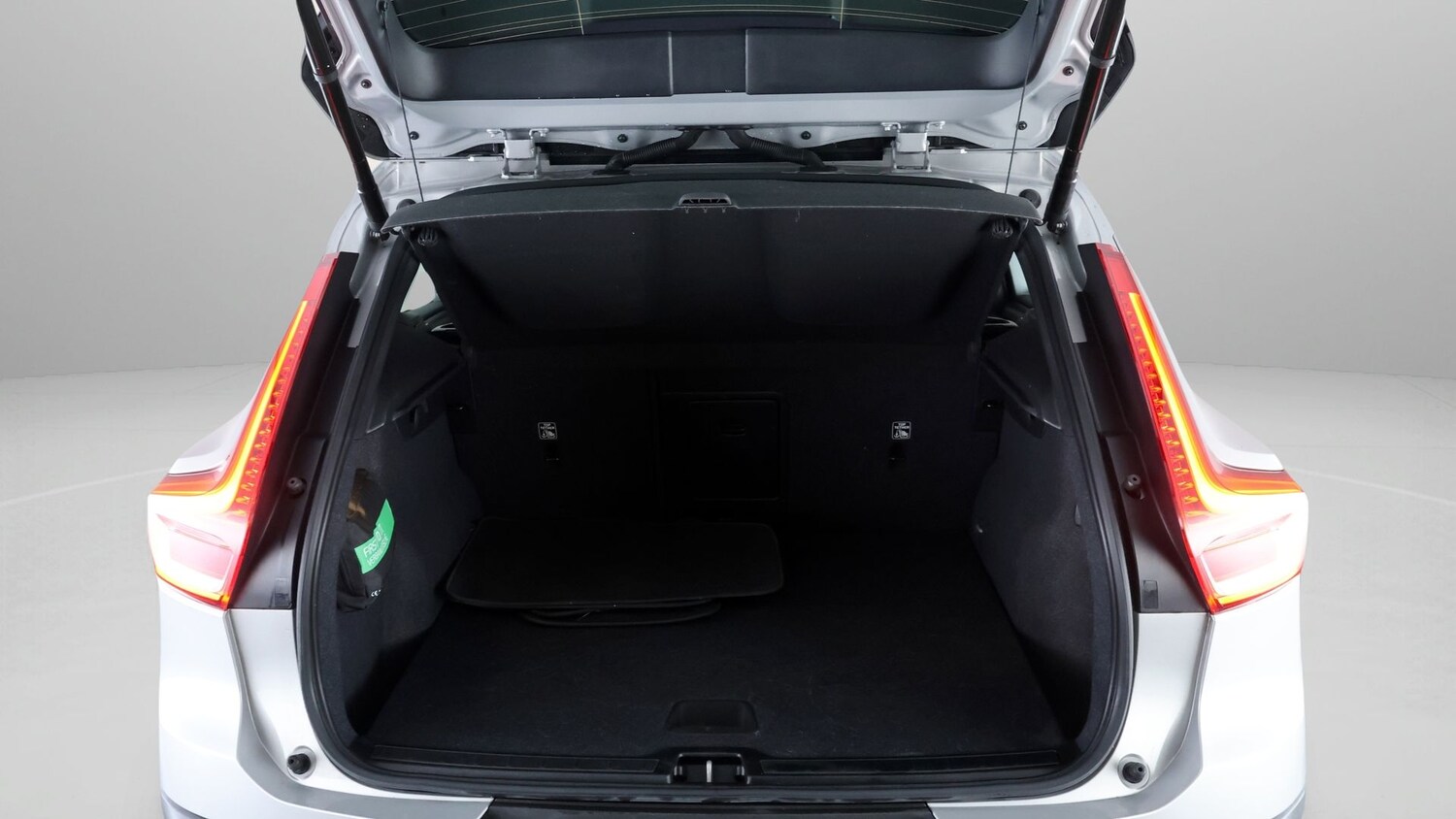 Used Volvo XC40 2022 for sale - 77571223: Photo 17