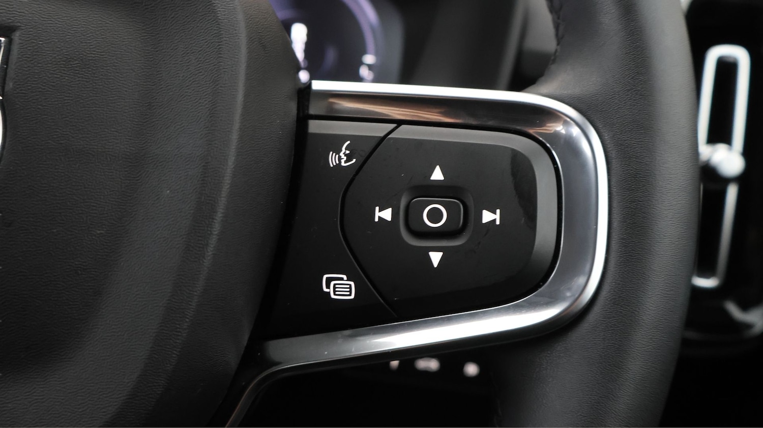 Used Volvo XC40 2022 for sale - 77571223: Photo 24