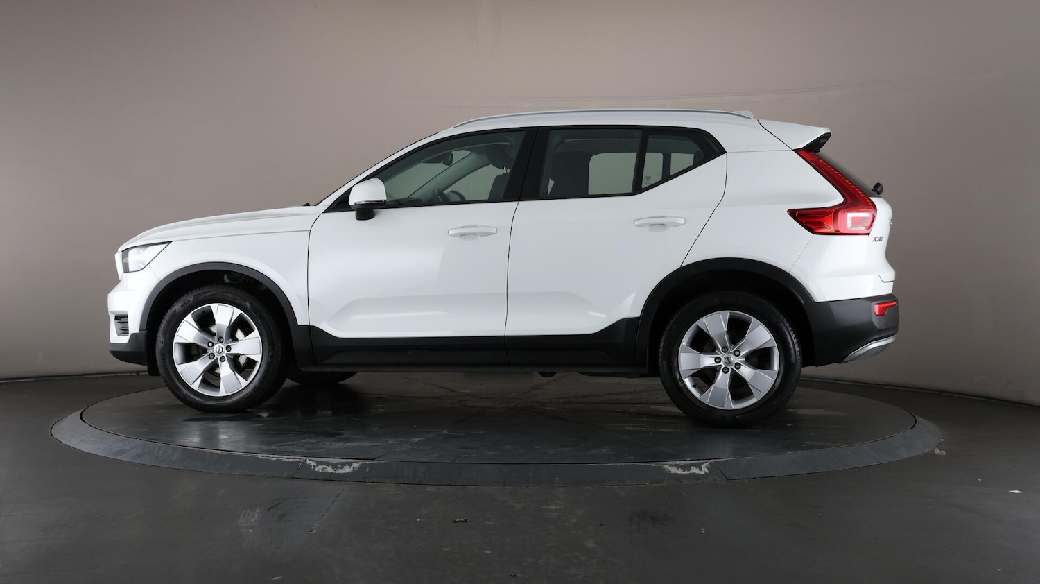 Used Volvo XC40 2020 for sale - 76151669: Photo 33
