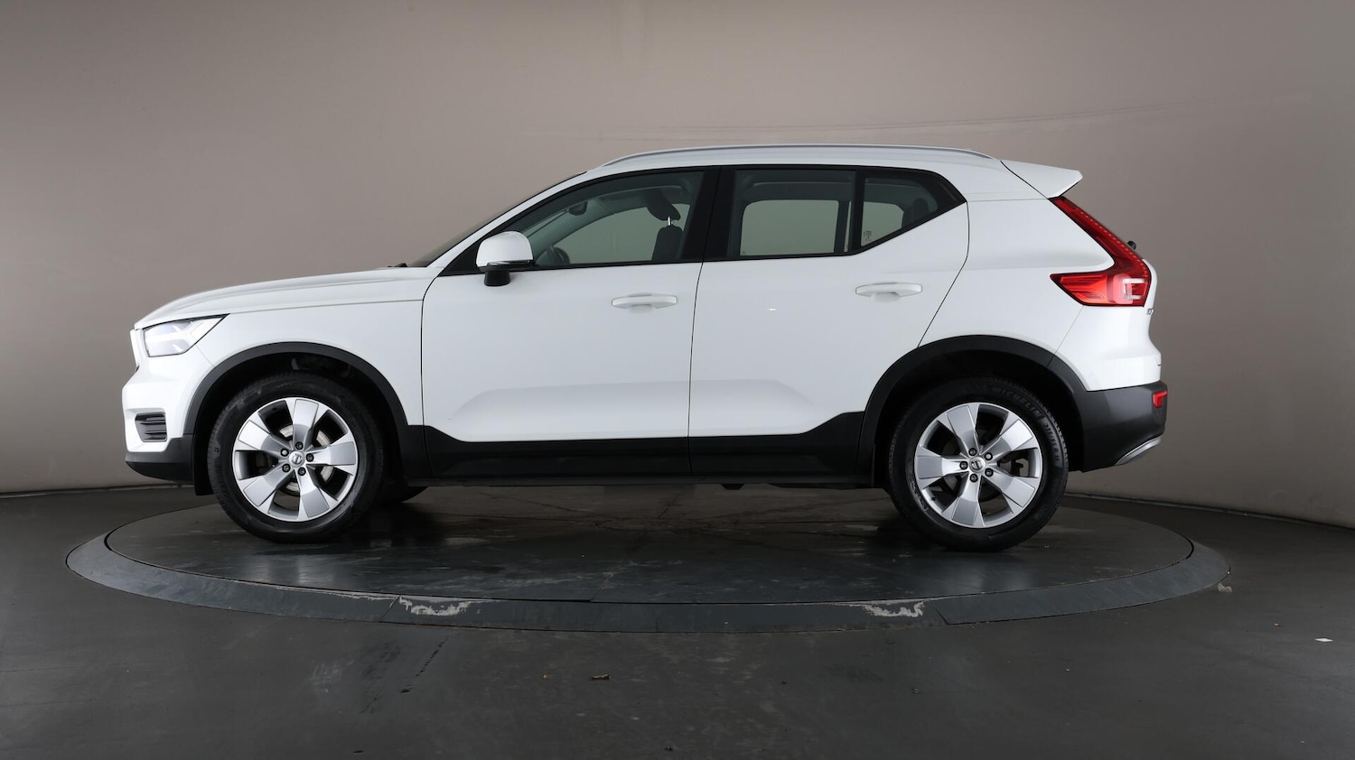 Used Volvo XC40 2020 for sale - 76151669: Photo 34