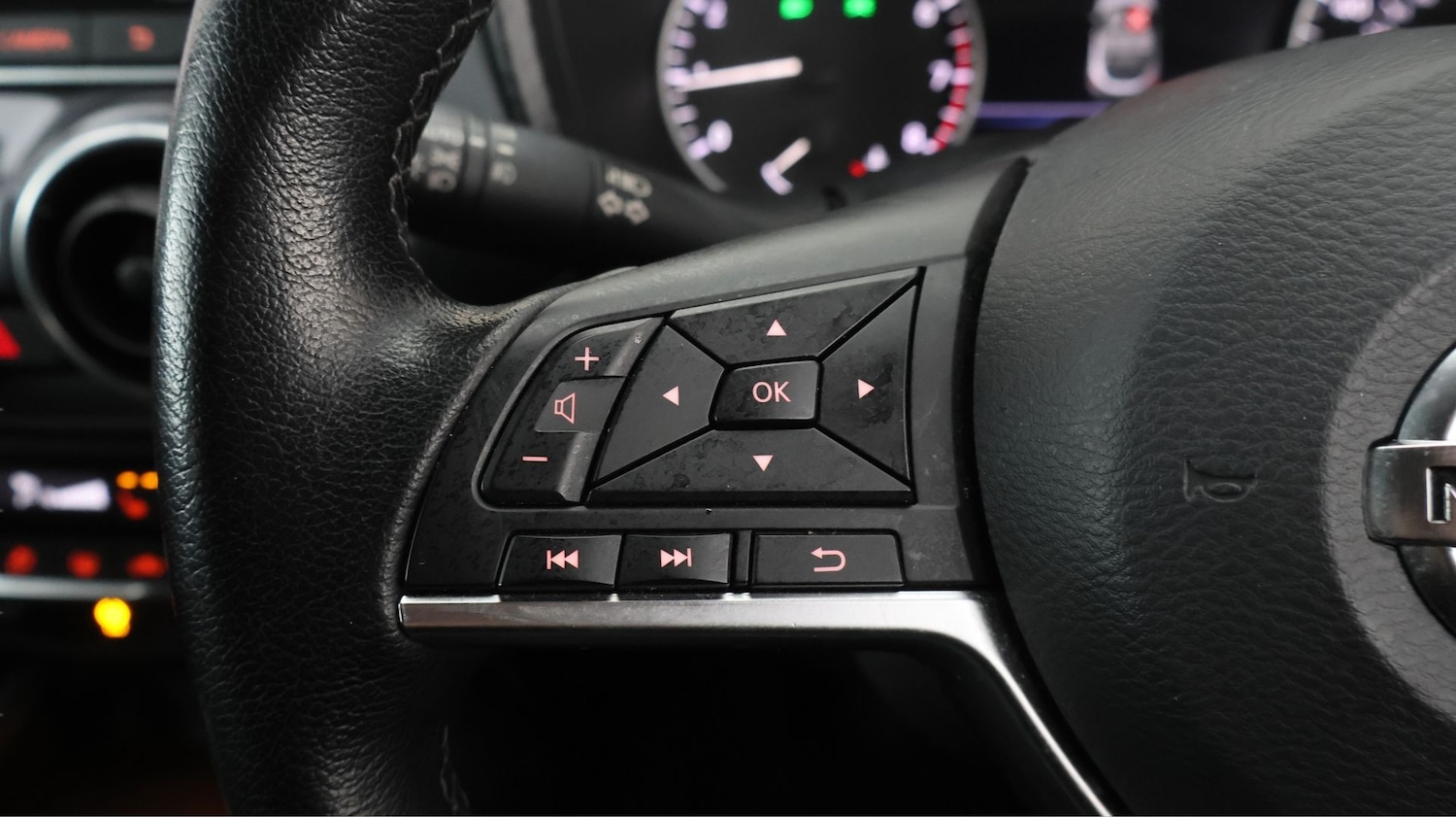 Used Nissan Juke 2022 for sale - 77610159: Photo 21