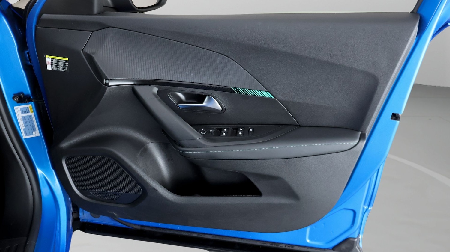 Used Peugeot 2008 2022 for sale - 77294759: Photo 15