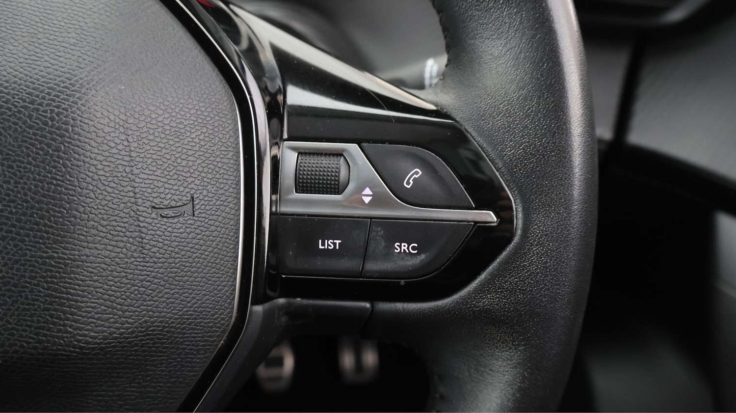 Used Peugeot 2008 2022 for sale - 77294759: Photo 22