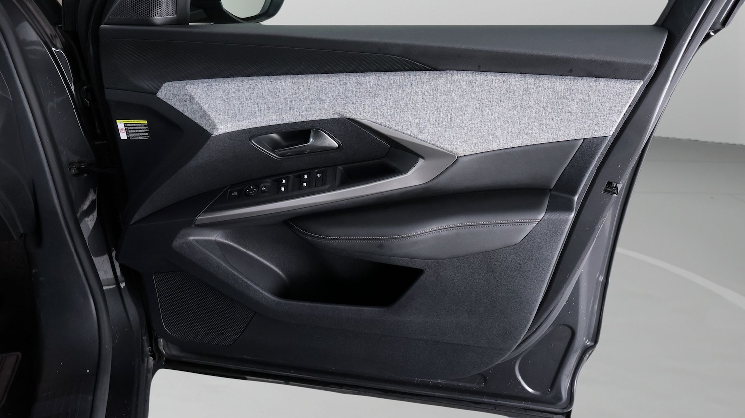 Used Peugeot 3008 2025 for sale - 77919173: Photo 15