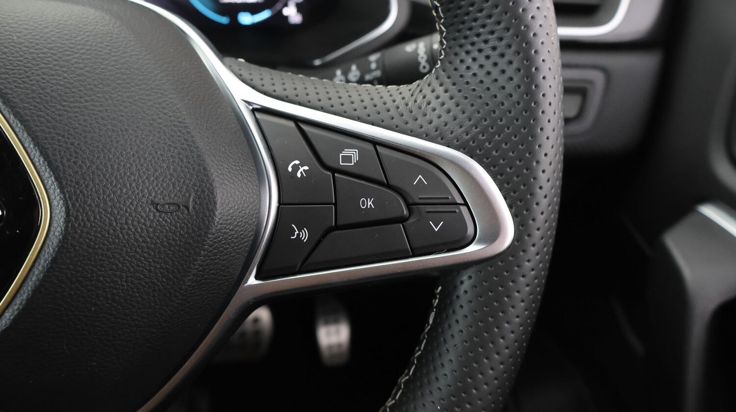 Used Renault Captur 2024 for sale - 77938589: Photo 23