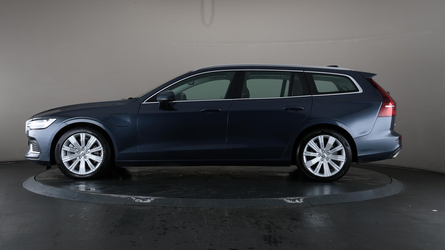 Used Volvo V60 for sale - 76759252: Photo 38