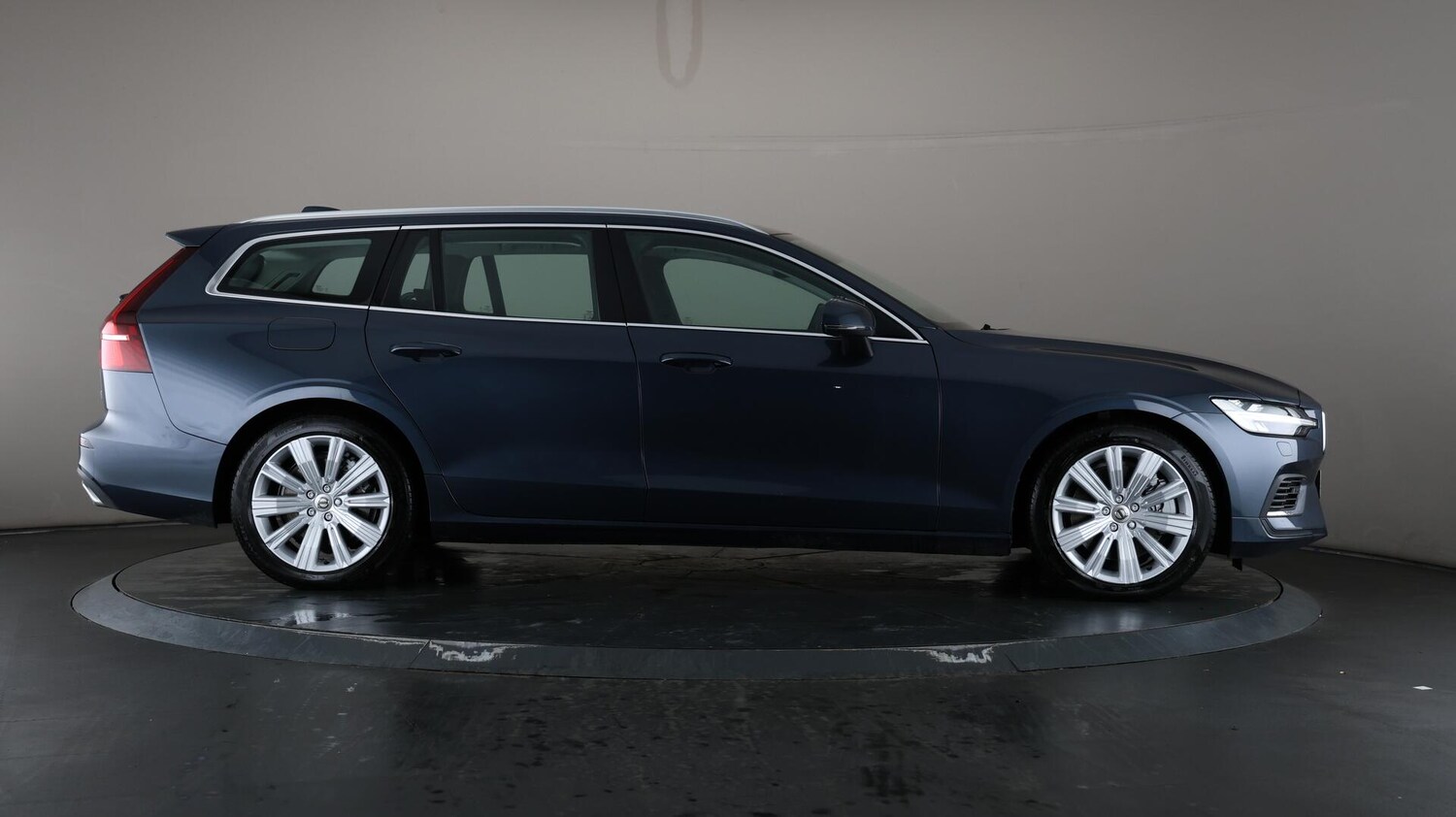 Used Volvo V60 for sale - 76759252: Photo 61