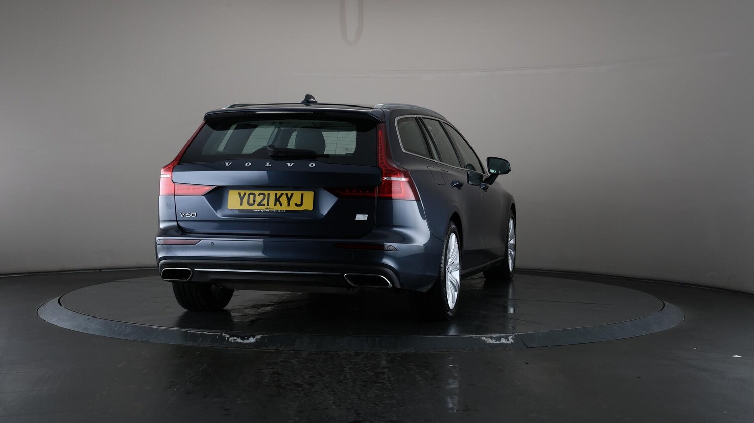 Used Volvo V60 for sale - 76759252: Photo 71