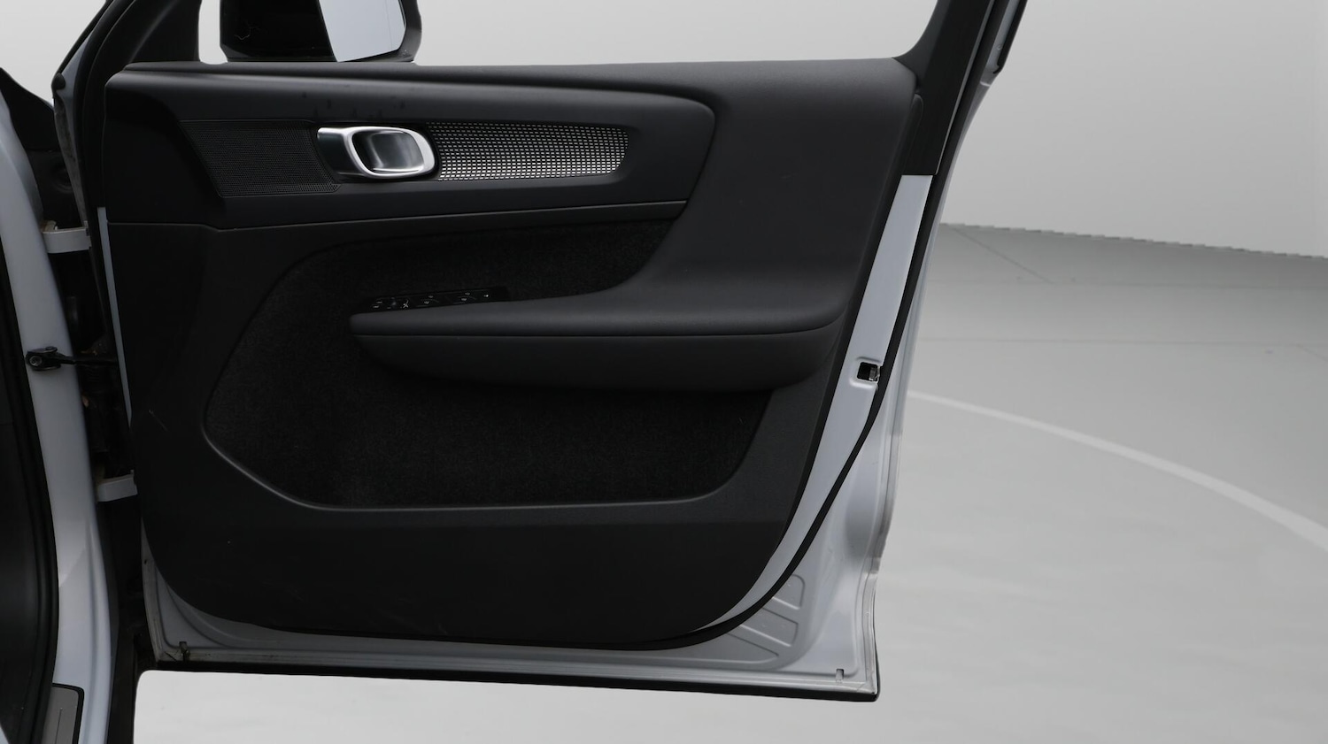 Used Volvo XC40 2022 for sale - 76714710: Photo 16