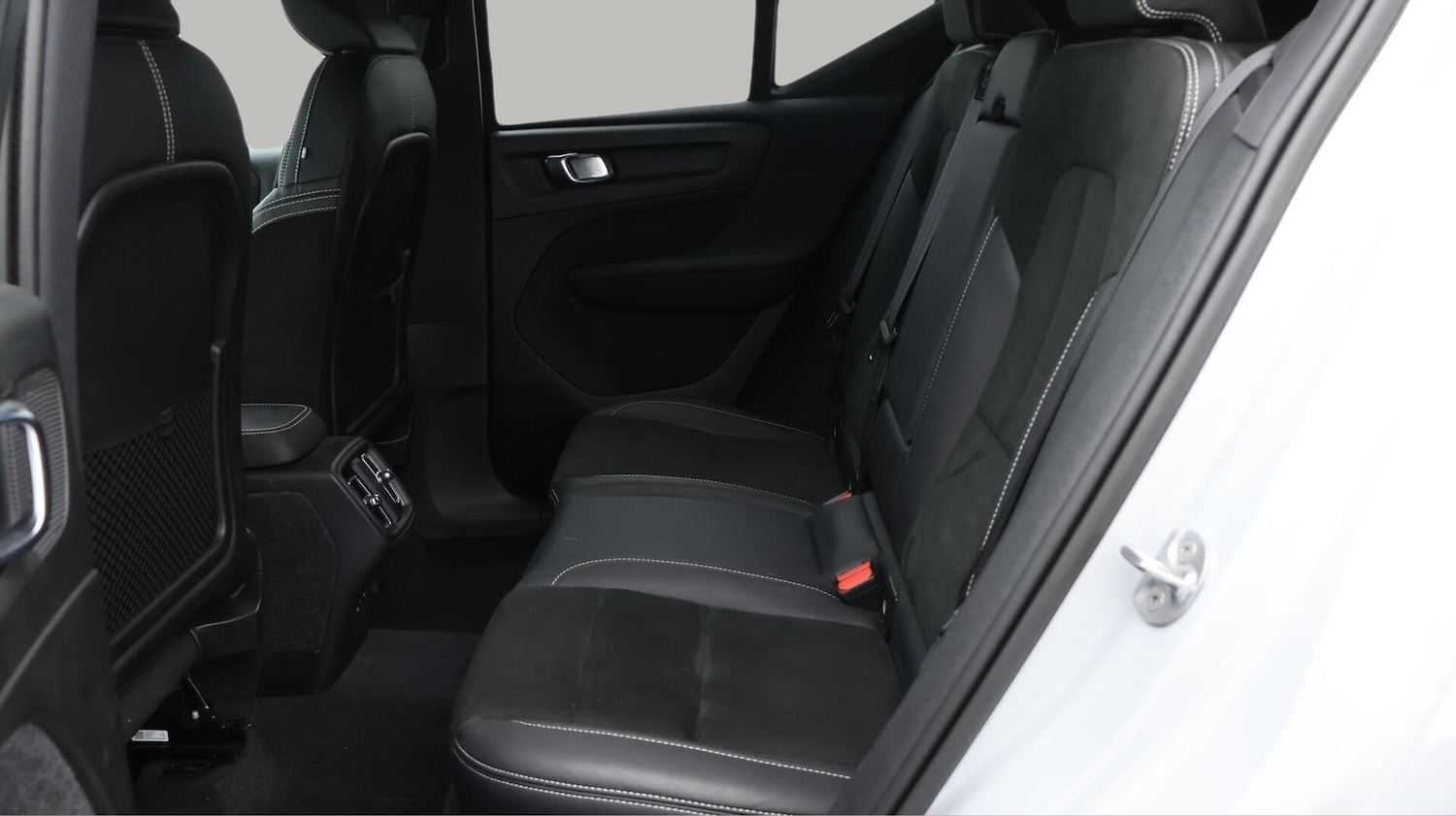 Used Volvo XC40 2022 for sale - 76714710: Photo 17