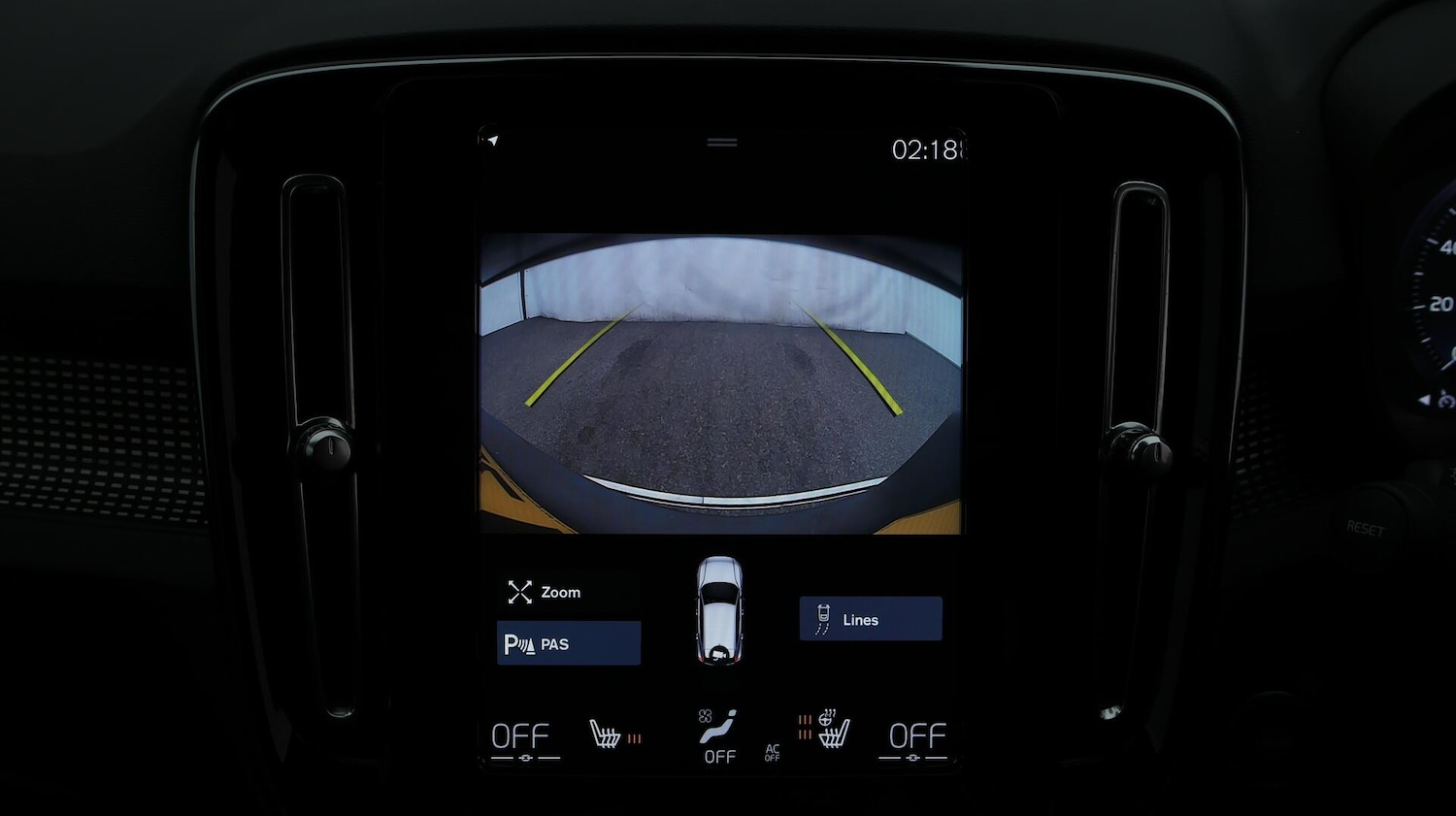 Used Volvo XC40 2022 for sale - 76714710: Photo 23