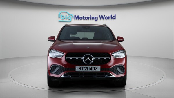 Used Mercedes-Benz GLA 2021 for sale - 76294672: Photo 2