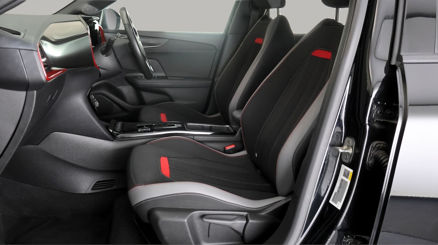 Used Peugeot 2008 2022 for sale - 77556382: Photo 13