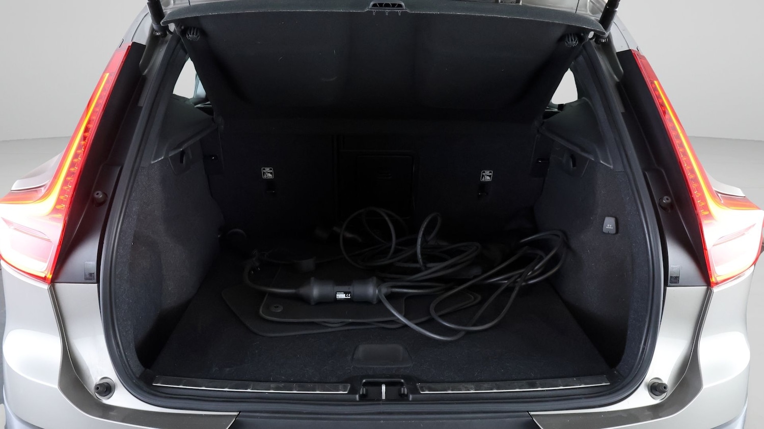 Used Volvo XC40 2022 for sale - 78132618: Photo 16