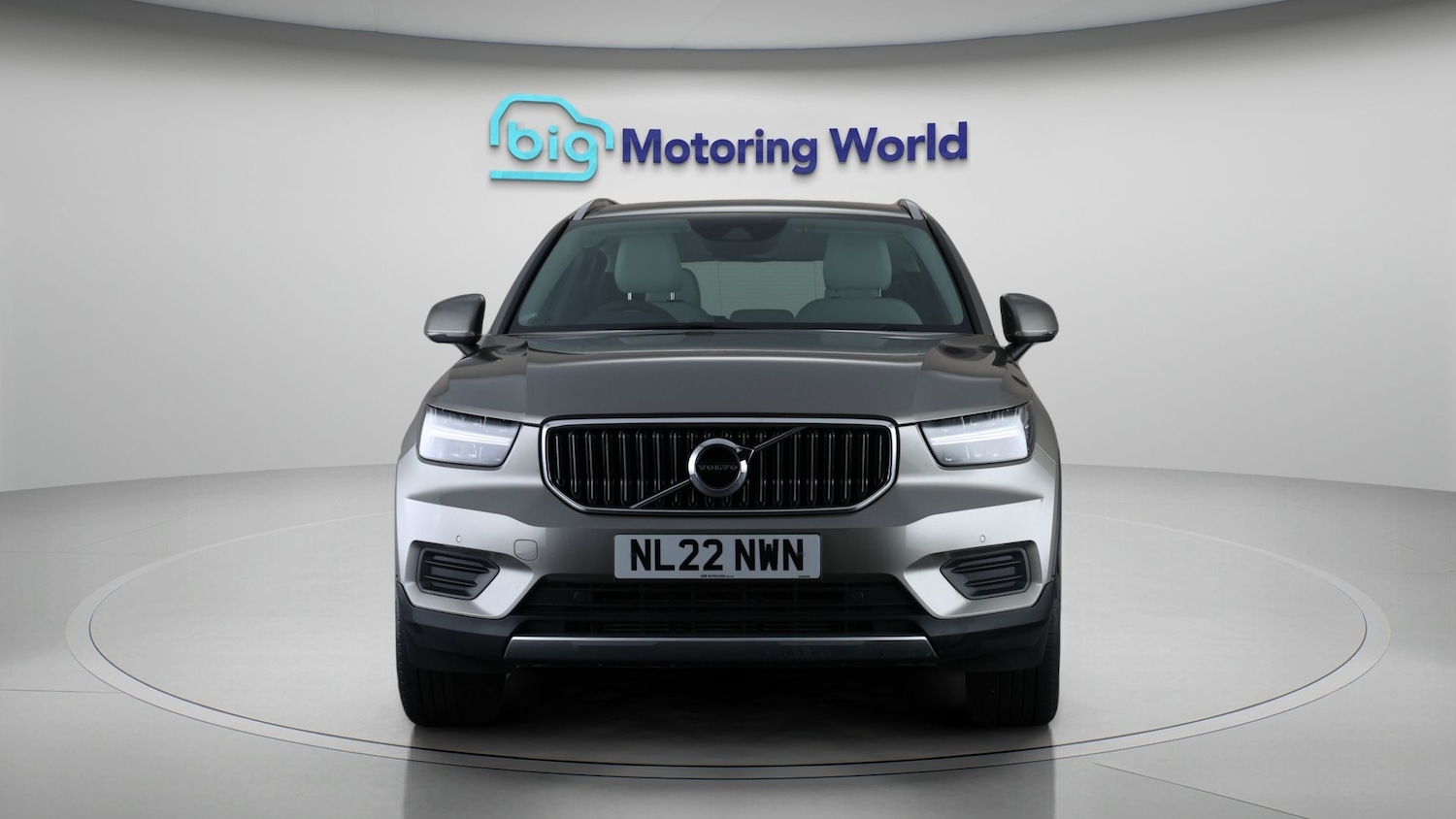 Used Volvo XC40 2022 for sale - 78132618: Photo 2