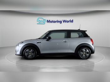 Used MINI Hatch 2023 for sale - 79555131: Photo