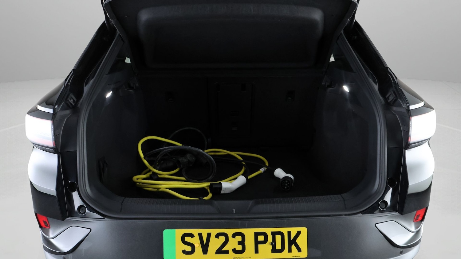 Used Volkswagen ID.4 2023 for sale - 77846614: Photo 17