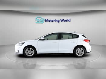 Used Ford Focus 2021 for sale - 79721779: Photo