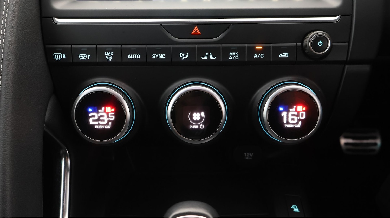 Used Jaguar E-Pace 2020 for sale - 77921627: Photo 11