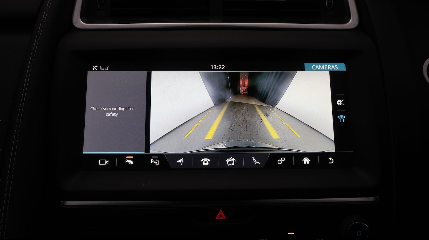 Used Jaguar E-Pace 2020 for sale - 77921627: Photo 24