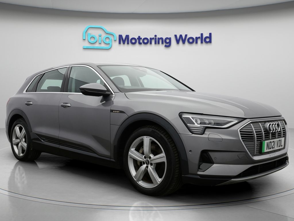 Used Audi e-tron 2021 for sale - 76908176: Photo 2