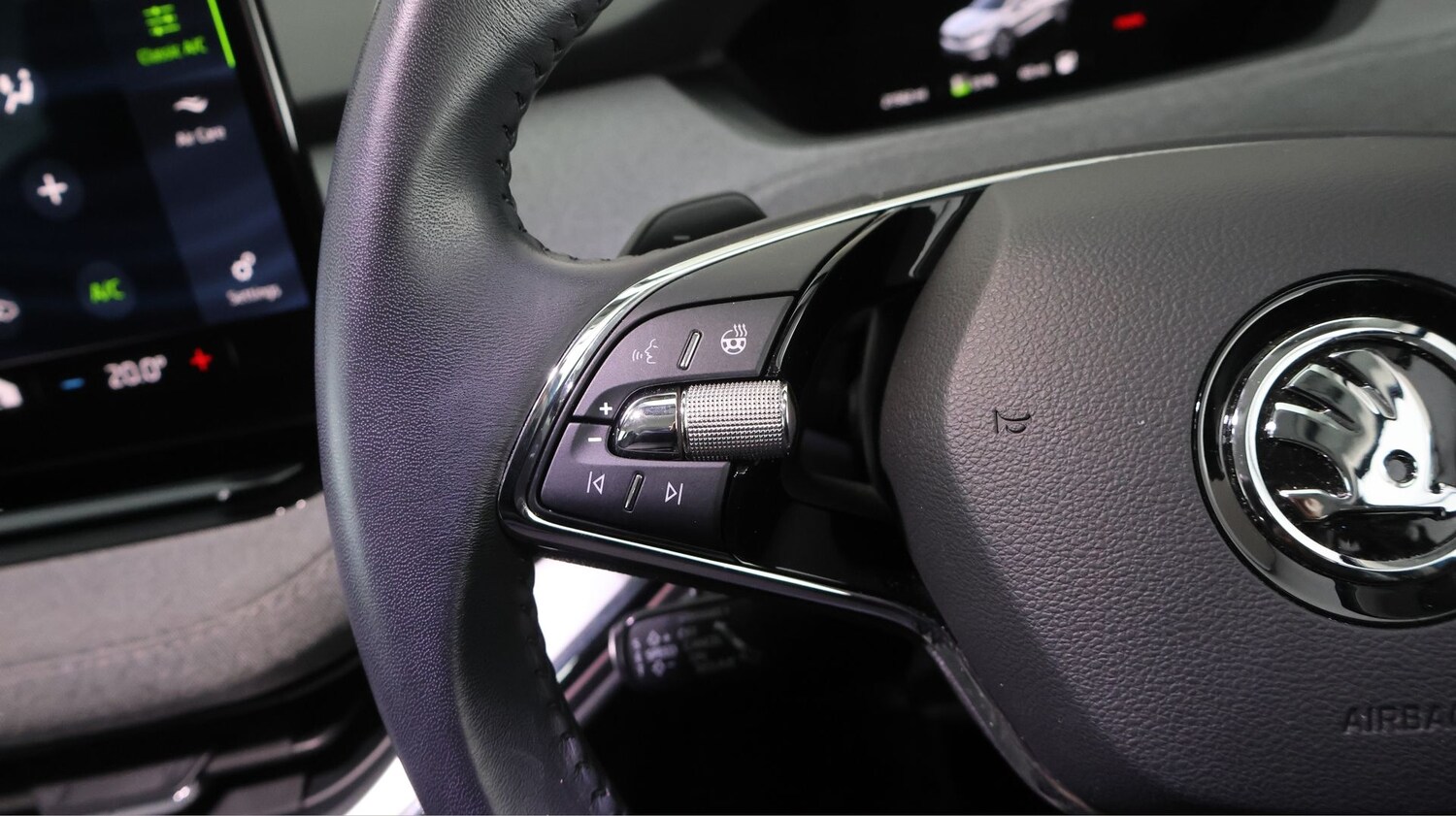 Used Skoda Enyaq 2022 for sale - 77573705: Photo 23