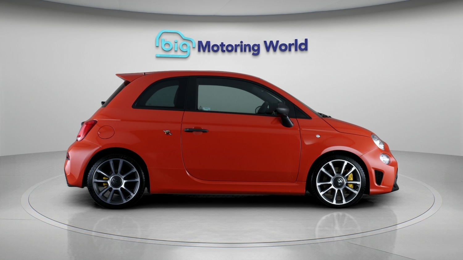 Used Abarth 695 2023 for sale - 77404393: Photo 8