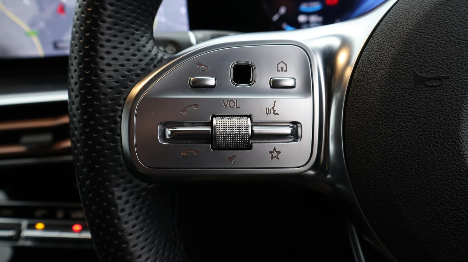 Used Mercedes-Benz EQC 2022 for sale - 76282789: Photo 25