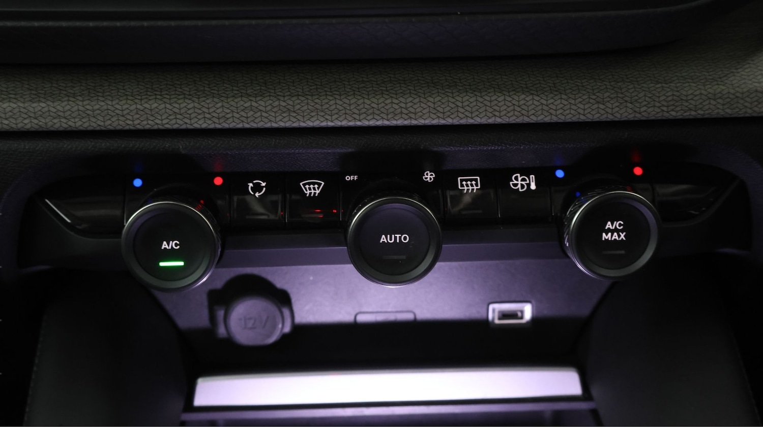 Used Citroen C5 X 2023 for sale - 77854907: Photo 12