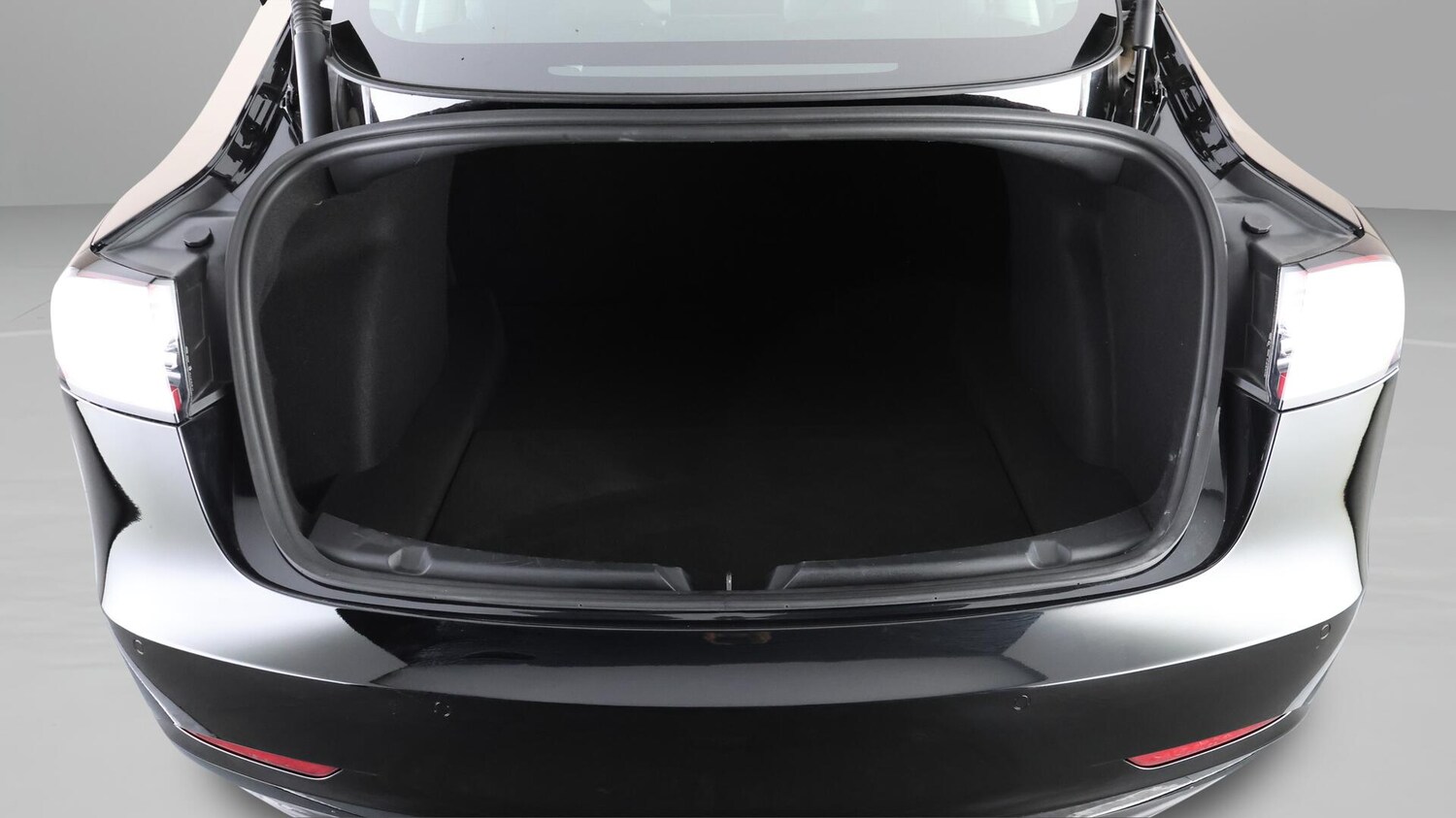 Used Tesla Model 3 2021 for sale - 76742438: Photo 18