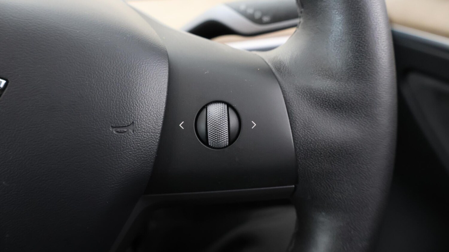 Used Tesla Model 3 2021 for sale - 76742438: Photo 25