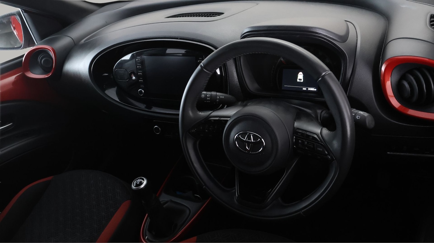 Used Toyota Aygo X 2023 for sale - 78063345: Photo 9