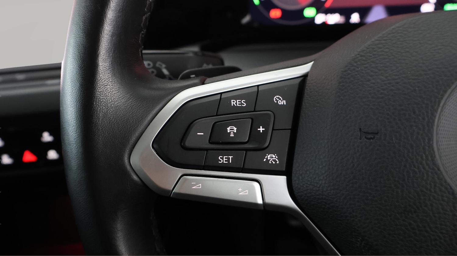 Used Volkswagen Golf for sale - 76728025: Photo 24