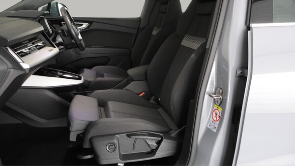 Used Audi Q4 e-tron 2022 for sale - 76239252: Photo 15