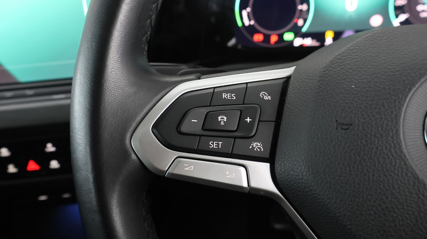 Used Volkswagen Golf 2023 for sale - 77841676: Photo 21