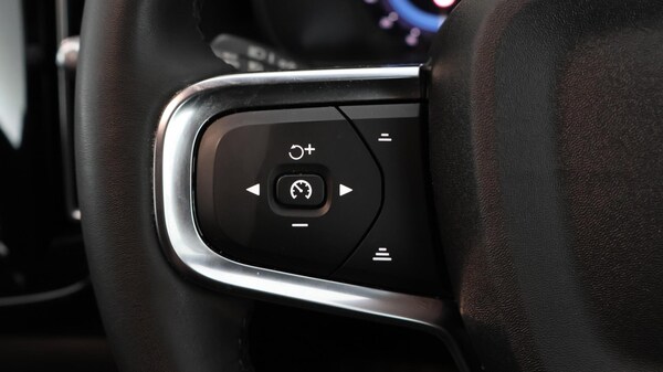 Used Volvo XC40 2022 for sale - 76260497: Photo 24