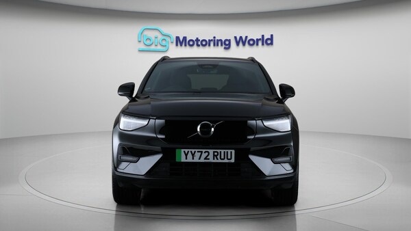 Used Volvo XC40 2022 for sale - 76260497: Photo 2
