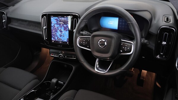Used Volvo XC40 2022 for sale - 76260497: Photo 9