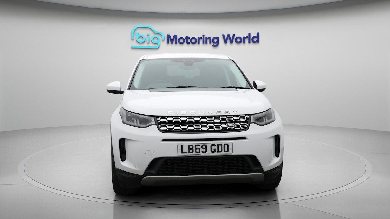 Used Land Rover Discovery Sport 2019 for sale - 76633671: Photo 3