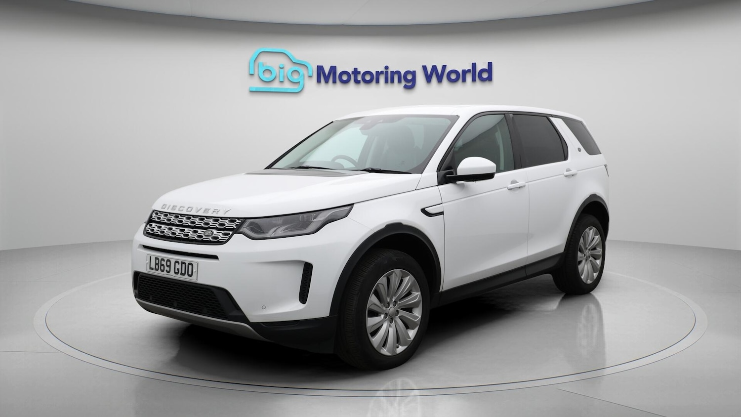 Used Land Rover Discovery Sport 2019 for sale - 76633671: Photo 4