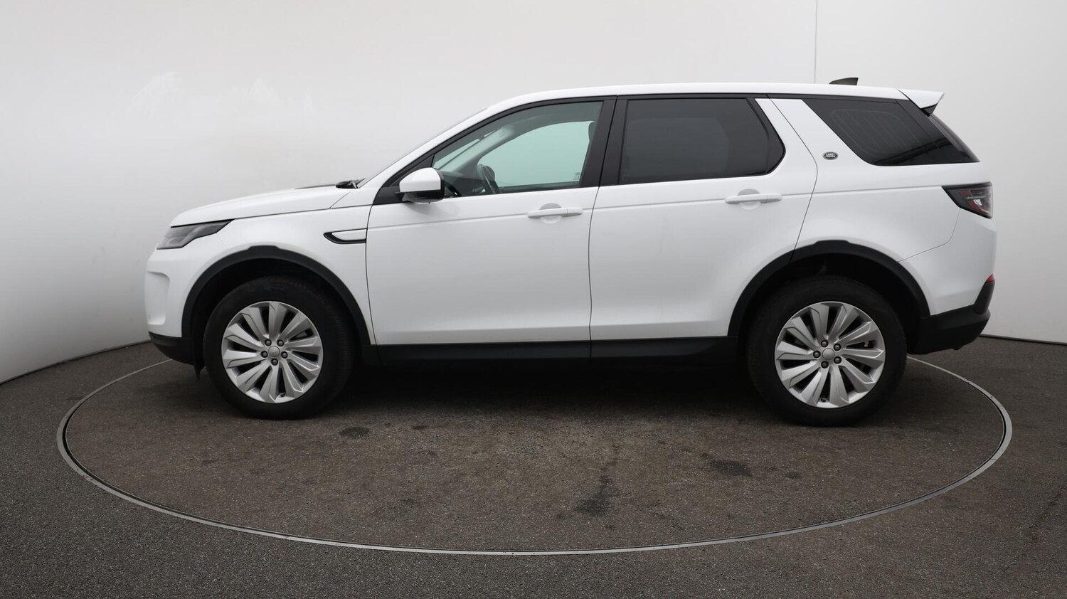 Used Land Rover Discovery Sport 2019 for sale - 76633671: Photo 67