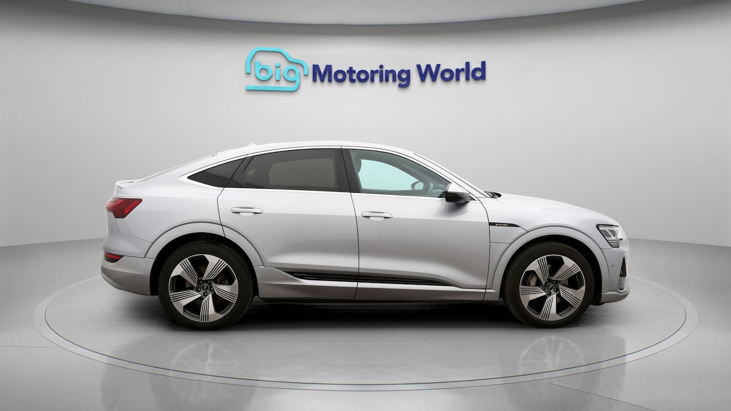 Used Audi e-tron 2022 for sale - 78218083: Photo 8