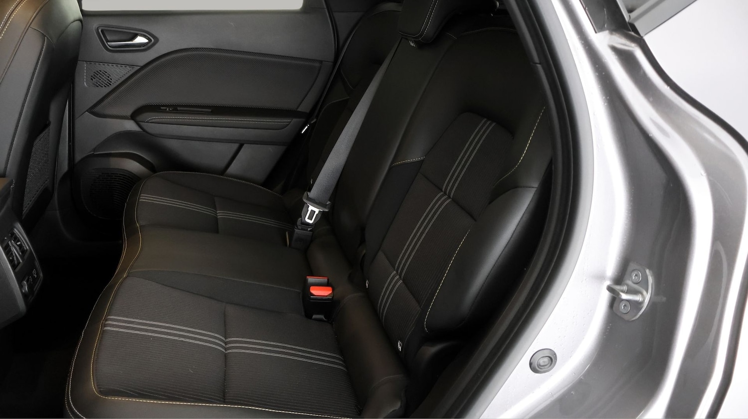 Used Renault Captur 2023 for sale - 77404698: Photo 16