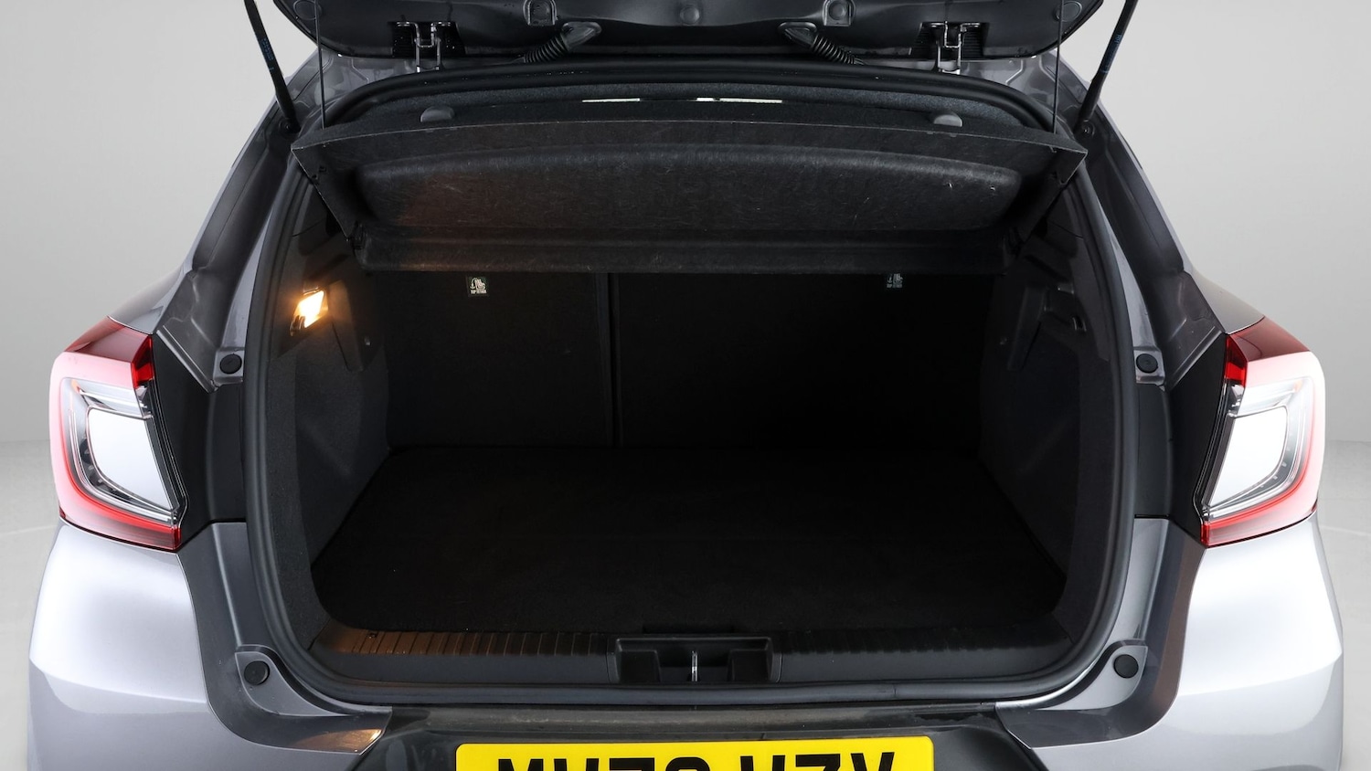 Used Renault Captur 2023 for sale - 77404698: Photo 17