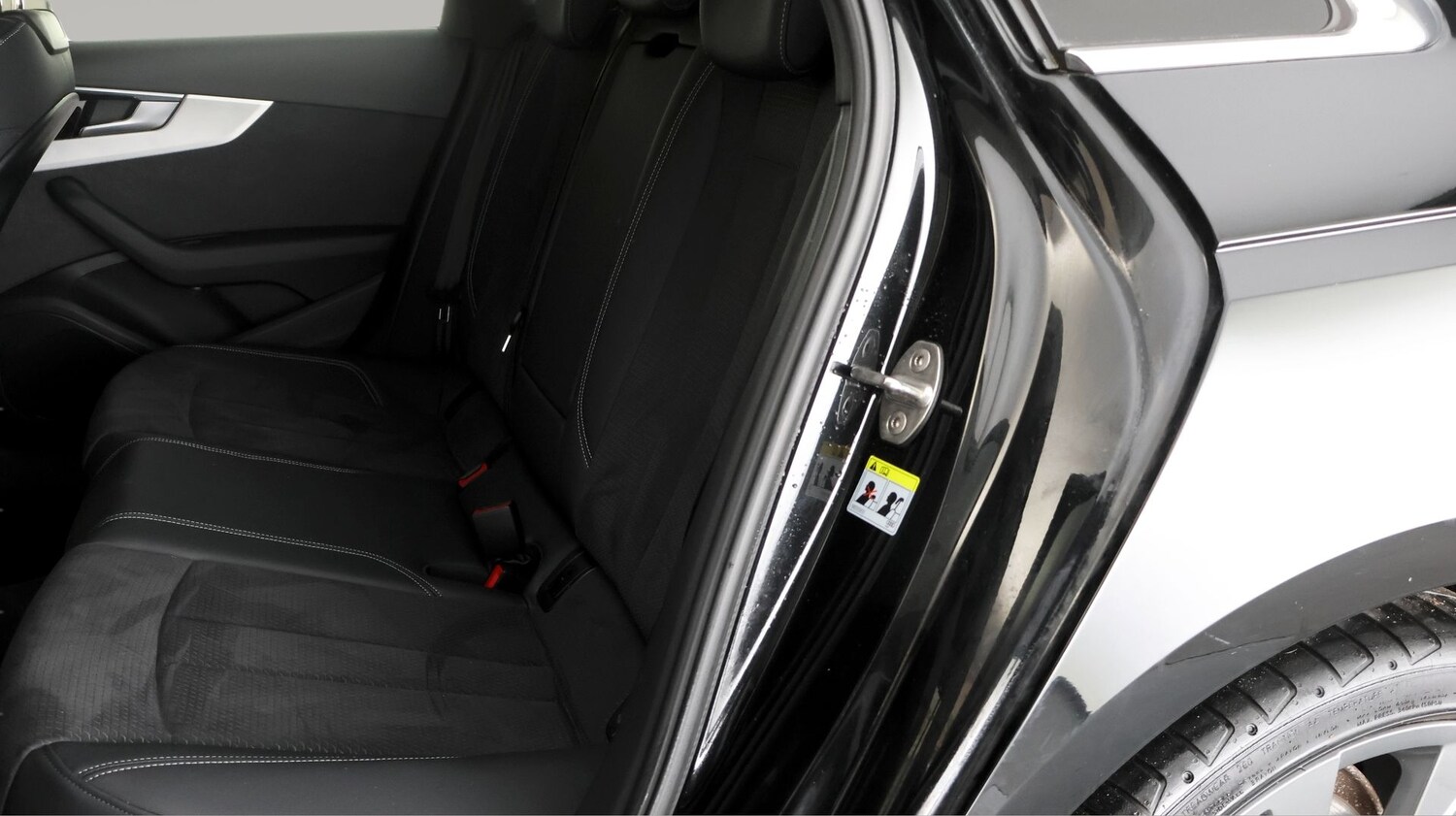 Used Audi A4 2022 for sale - 77890129: Photo 16