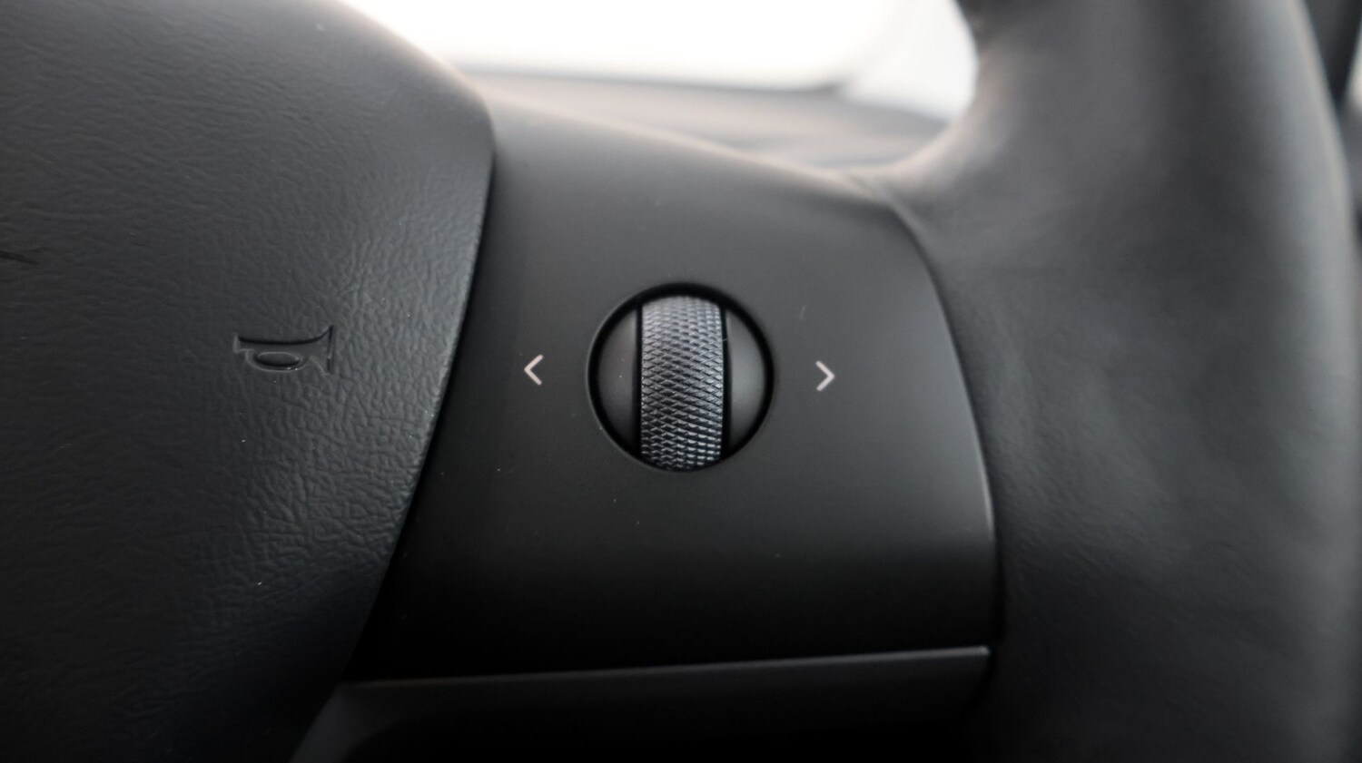 Used Tesla Model 3 2021 for sale - 77247520: Photo 25