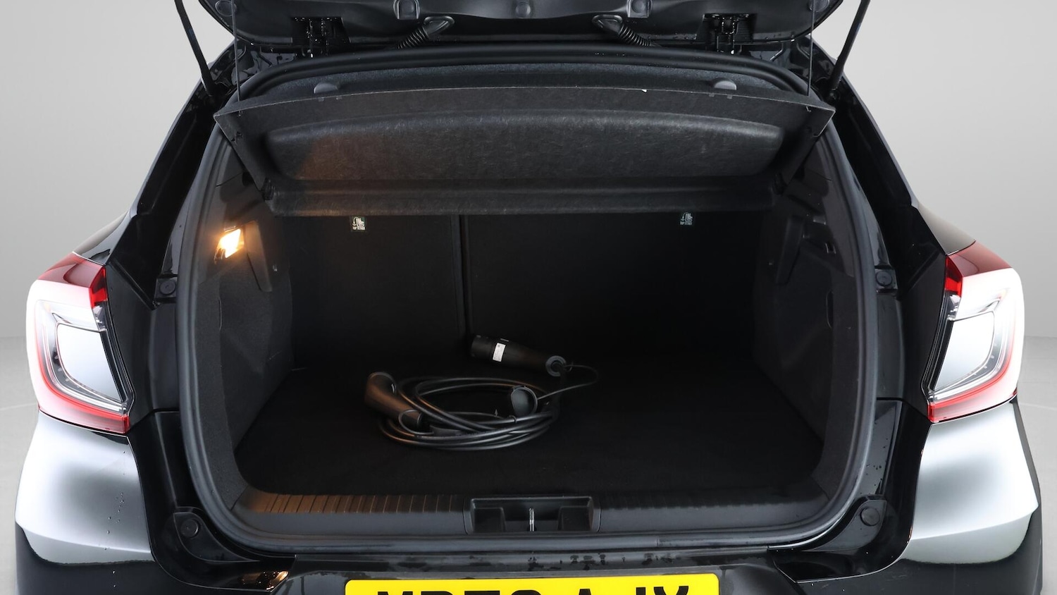 Used Renault Captur 2023 for sale - 76423627: Photo 18