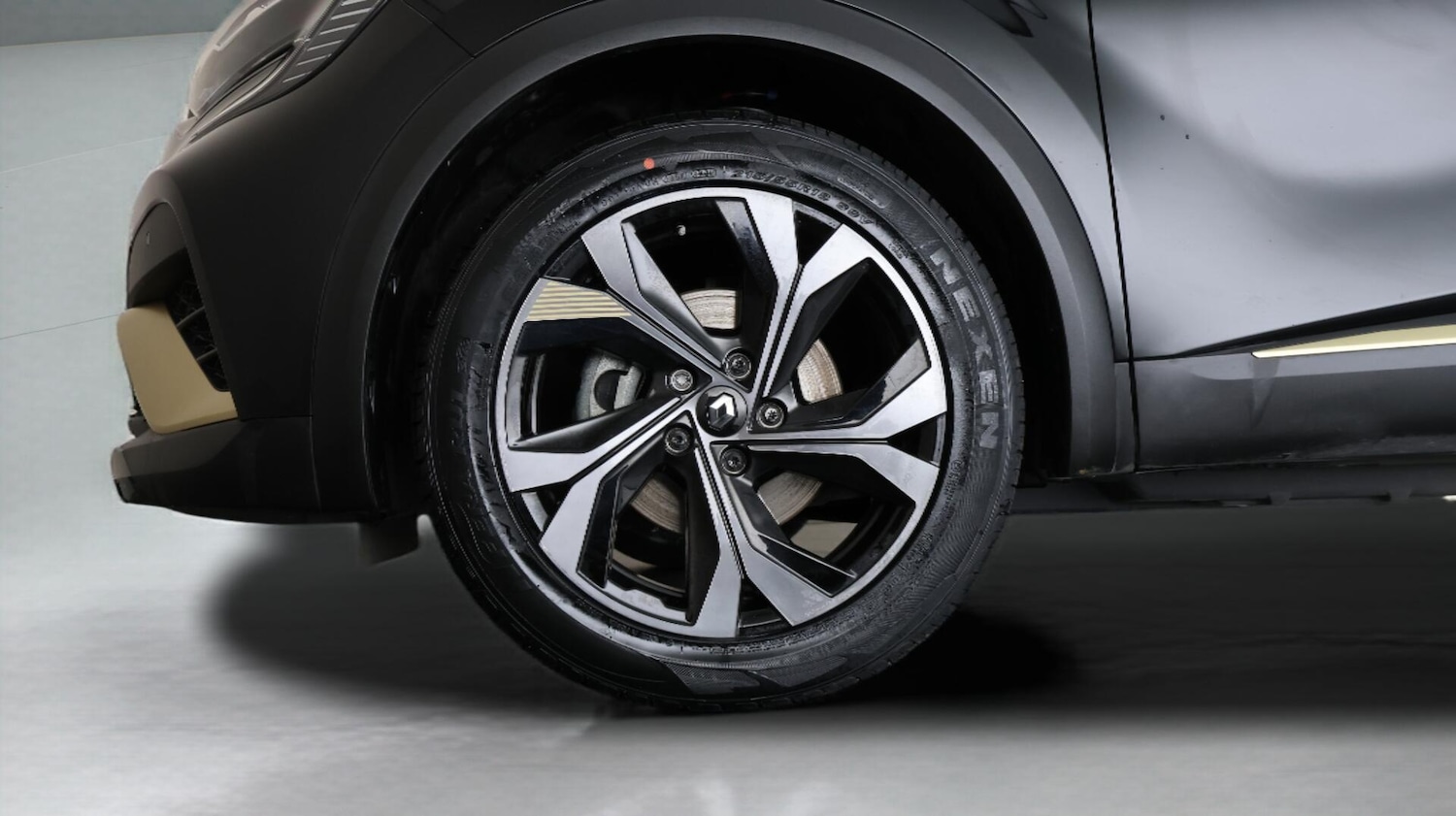 Used Renault Captur 2023 for sale - 76423627: Photo 19