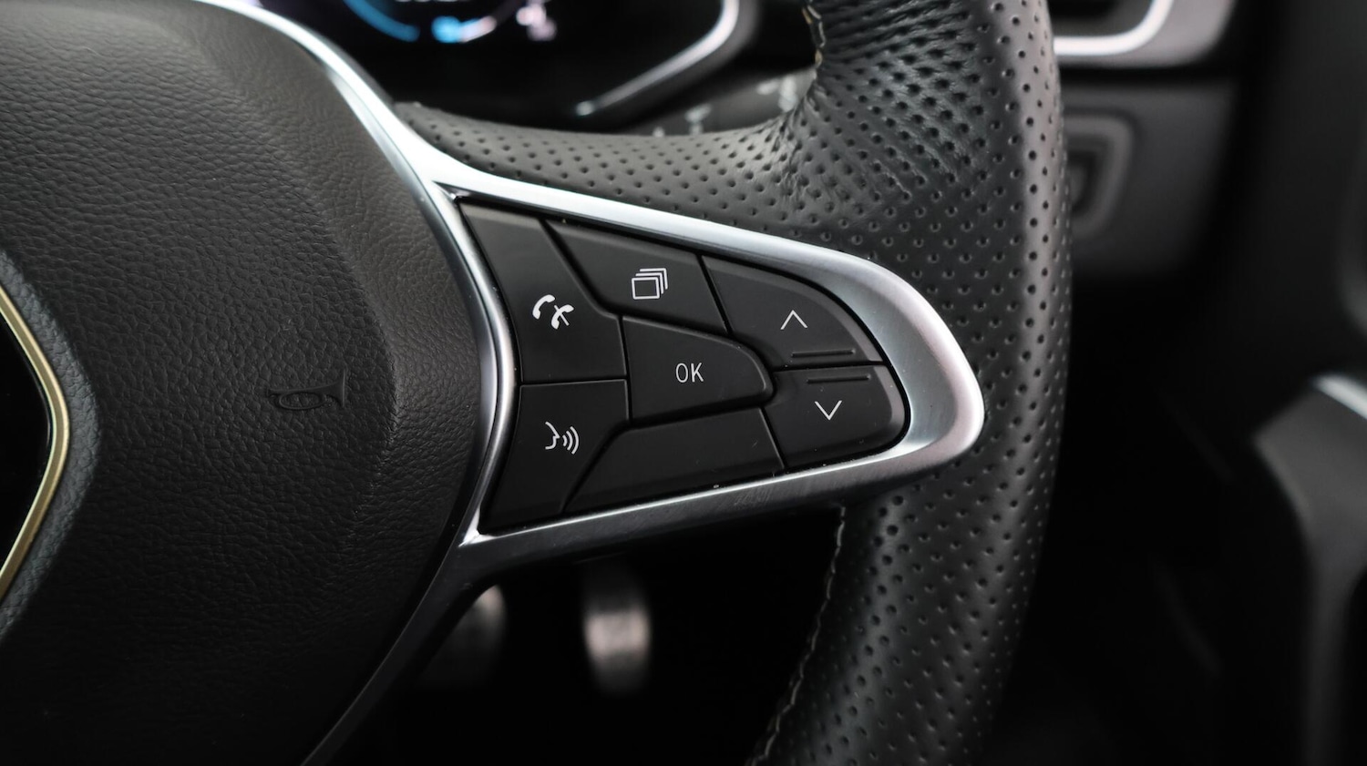 Used Renault Captur 2023 for sale - 76423627: Photo 23