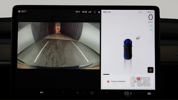 Used Tesla Model 3 2021 for sale - 76246981: Photo 25